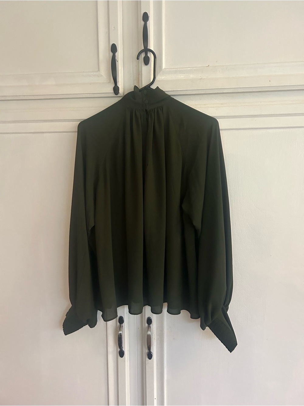 Olive Green High-Neck Long Sleeve Blouse
Madewell NWT